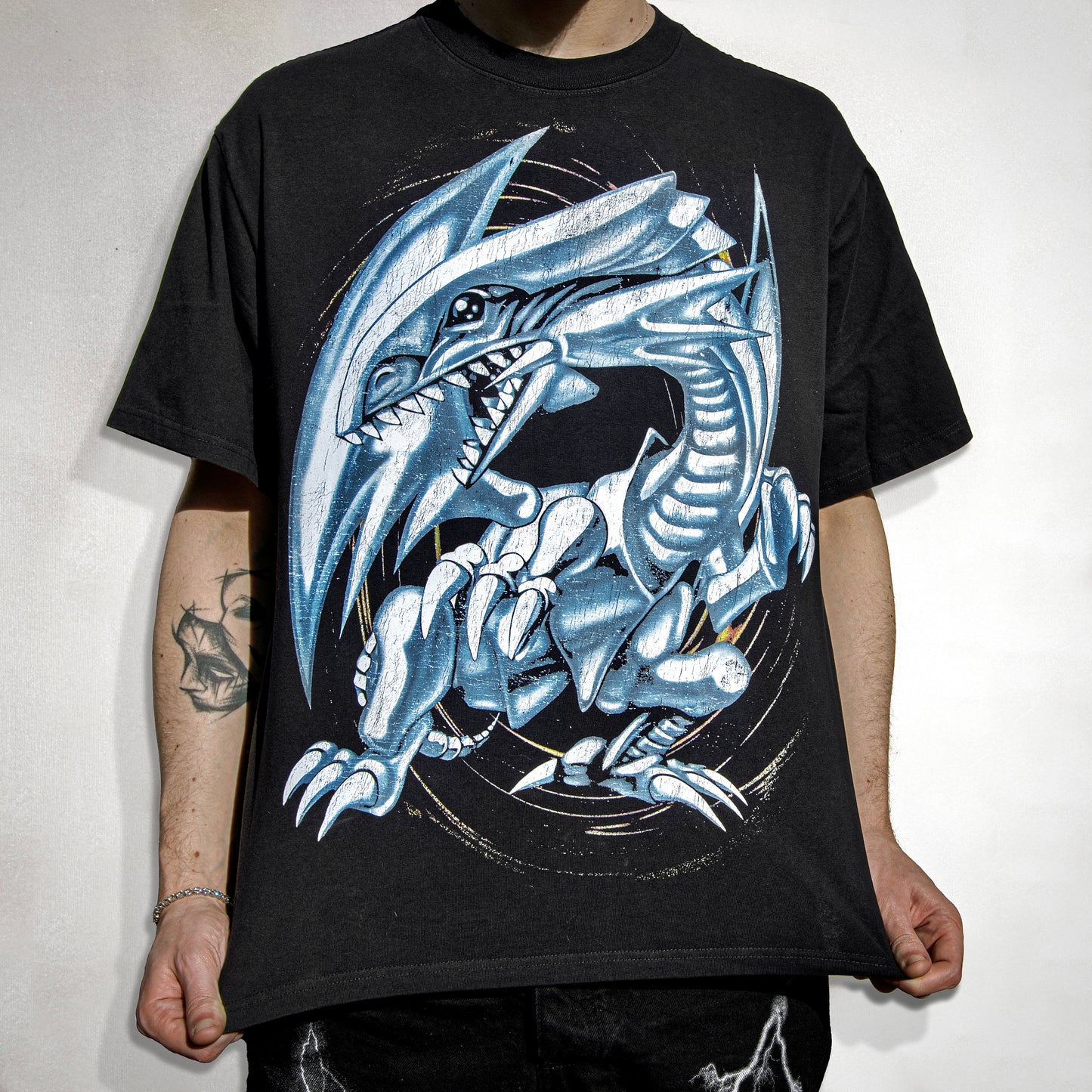 VINTAGE BLUE EYES WHITE DRAGON T-SHIRT